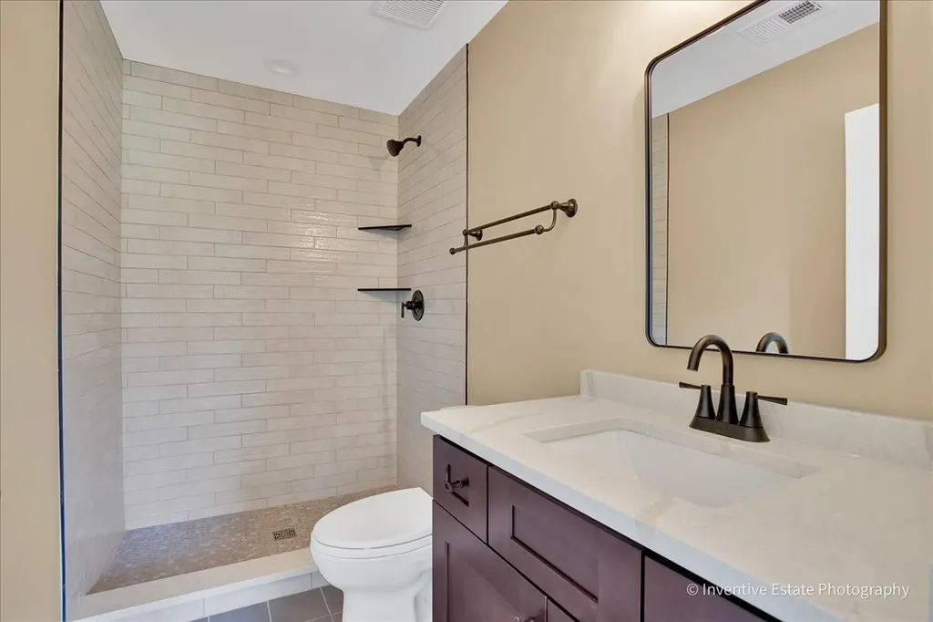 15610 South 82 Avenue Orland Park IL 60467