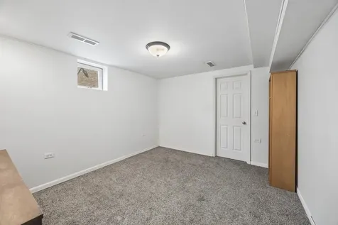5310 South Mason Avenue Chicago IL 60638