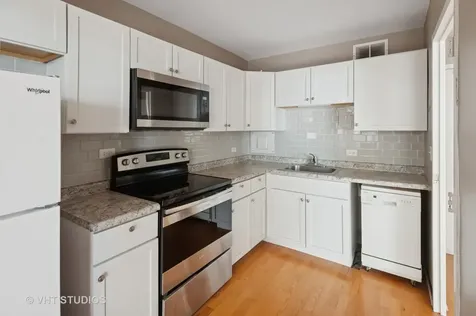 5757 North Sheridan Road Chicago IL 60660