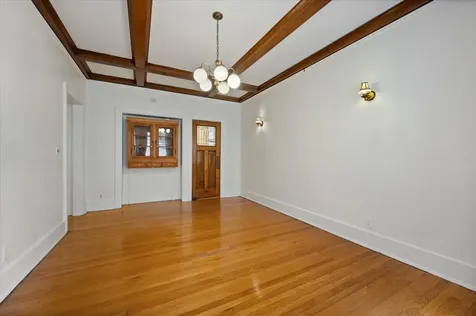 1633 Hinman Avenue Evanston IL 60201