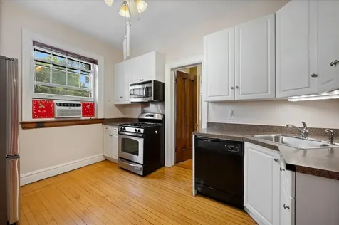 1633 Hinman Avenue Evanston IL 60201