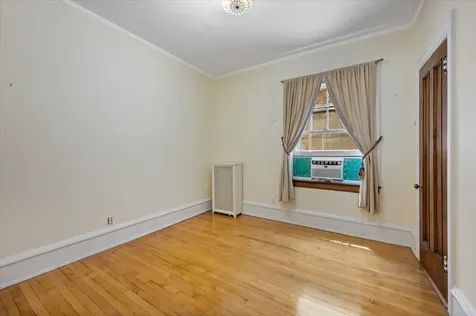 1633 Hinman Avenue Evanston IL 60201