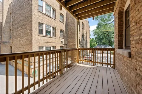 1633 Hinman Avenue Evanston IL 60201