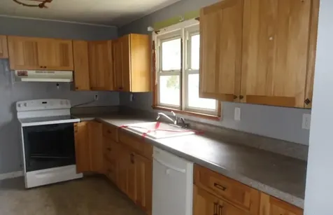 2003 Cleveland Avenue Charleston IL 61920