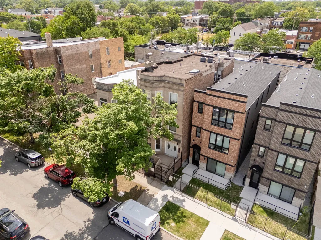 6504 South Maryland Avenue Chicago IL 60637