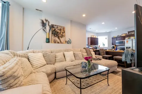 6504 South Maryland Avenue Chicago IL 60637