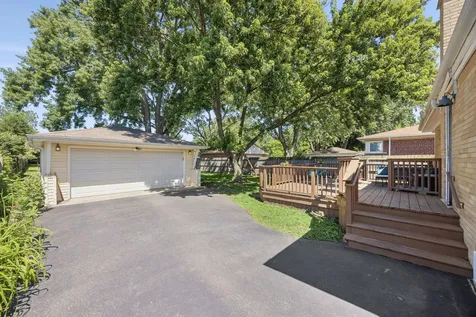 730 South Monterey Avenue Villa Park IL 60181