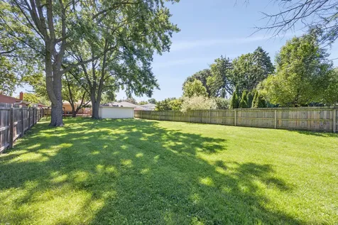 730 South Monterey Avenue Villa Park IL 60181