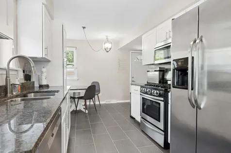 730 South Monterey Avenue Villa Park IL 60181