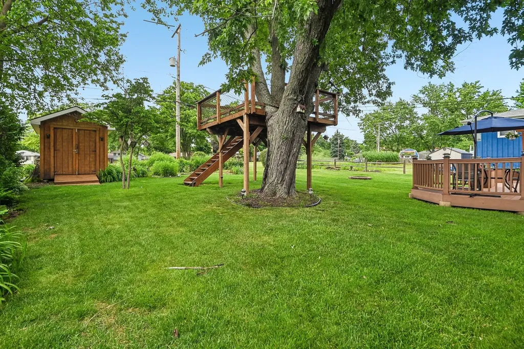 1032 62ND Place Downers Grove IL 60516