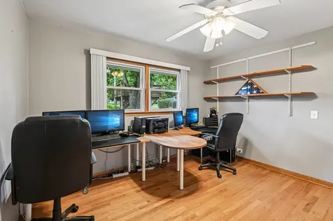 1032 62ND Place Downers Grove IL 60516