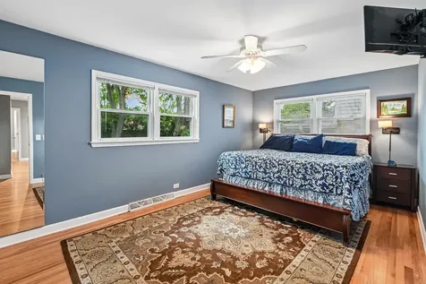 1032 62ND Place Downers Grove IL 60516
