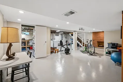 1032 62ND Place Downers Grove IL 60516