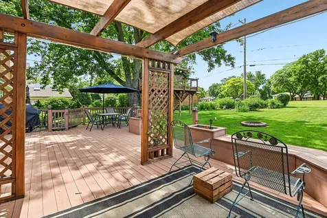 1032 62ND Place Downers Grove IL 60516