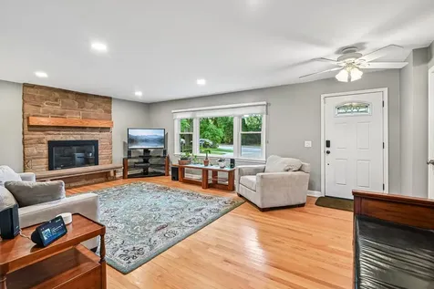1032 62ND Place Downers Grove IL 60516