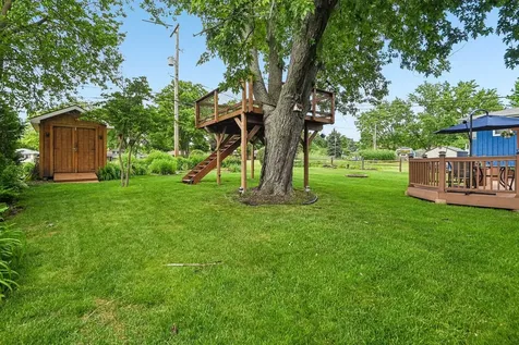 1032 62ND Place Downers Grove IL 60516