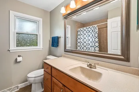 1032 62ND Place Downers Grove IL 60516