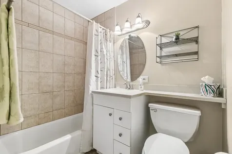 239 Brice Avenue Mundelein IL 60060