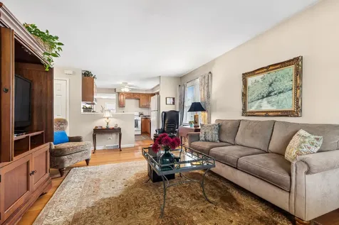 239 Brice Avenue Mundelein IL 60060