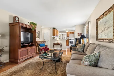 239 Brice Avenue Mundelein IL 60060