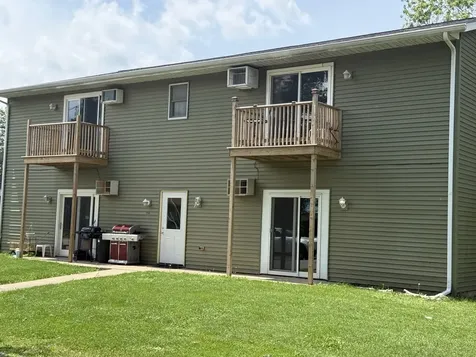 106 S. 3rd Avenue Mendota IL 61342