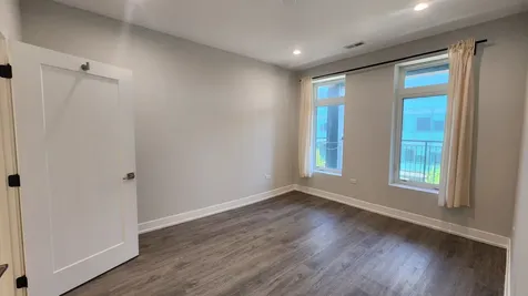 825 East 61st Street Chicago IL 60637