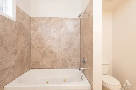 6123 South Kimbark Avenue Chicago IL 60637