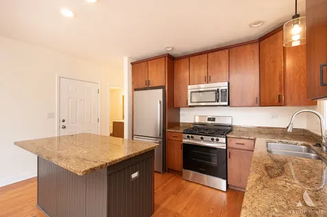 6123 South Kimbark Avenue Chicago IL 60637