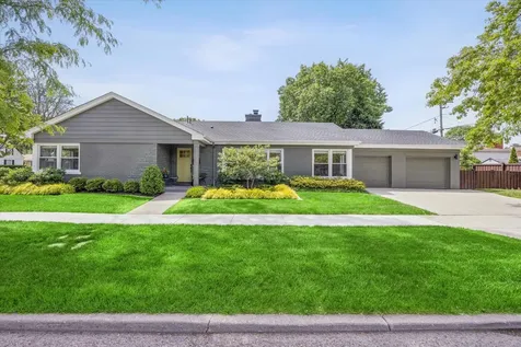 802 South Spring Avenue La Grange IL 60525