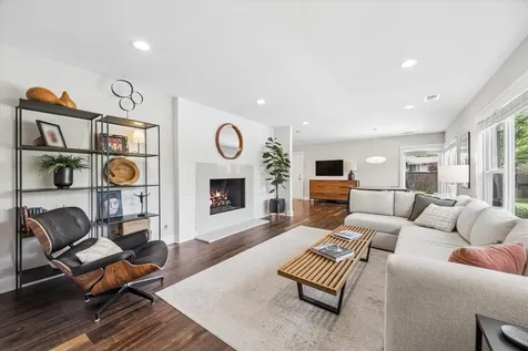 802 South Spring Avenue La Grange IL 60525