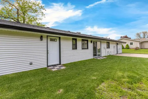 135 South Walnut Lane Schaumburg IL 60193