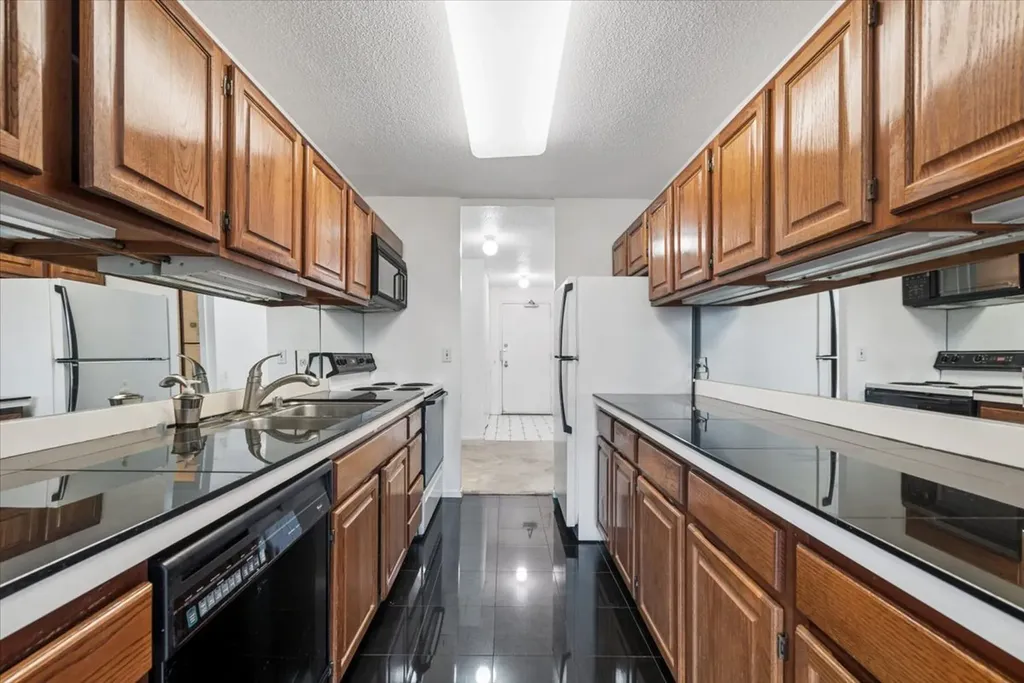 899 South Plymouth Court Chicago IL 60605