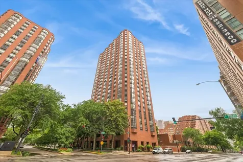 899 South Plymouth Court Chicago IL 60605