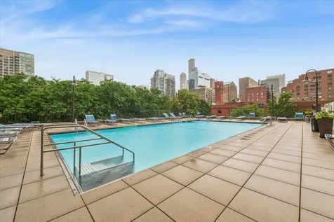 899 South Plymouth Court Chicago IL 60605