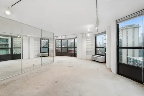 899 South Plymouth Court Chicago IL 60605