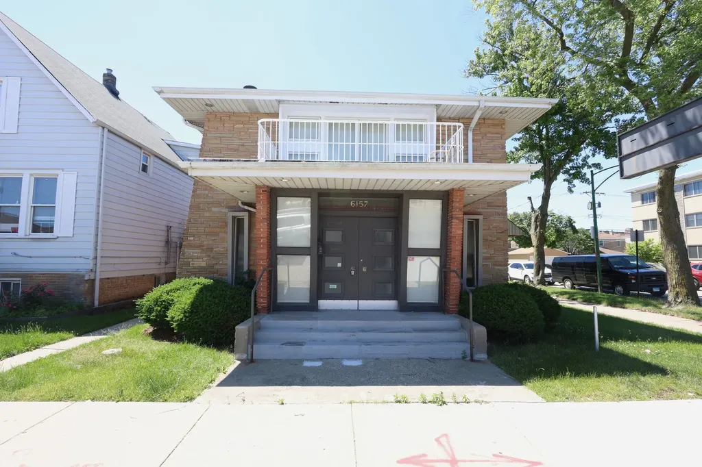 6157 West Belmont Avenue Chicago IL 60634
