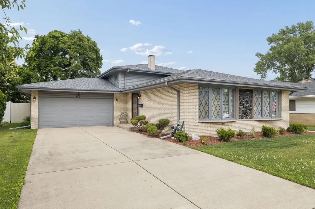 67 Rosewood Lane Chicago Heights IL 60411