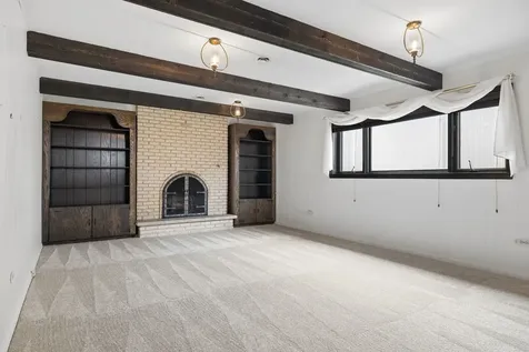 67 Rosewood Lane Chicago Heights IL 60411