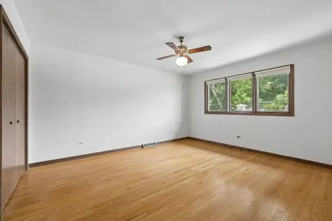 67 Rosewood Lane Chicago Heights IL 60411