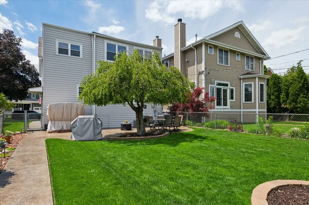 6517 North Sayre Avenue Chicago IL 60631