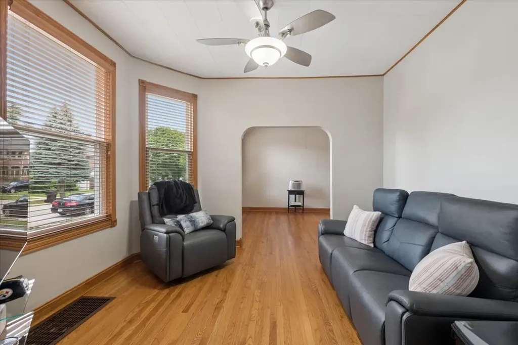 6517 North Sayre Avenue Chicago IL 60631