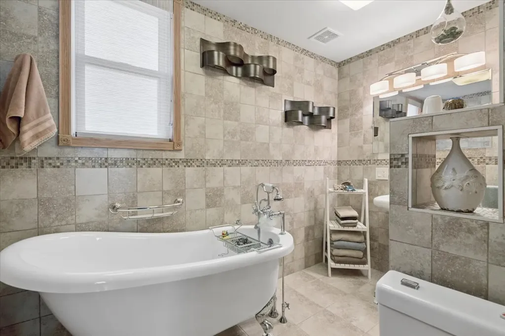 6517 North Sayre Avenue Chicago IL 60631