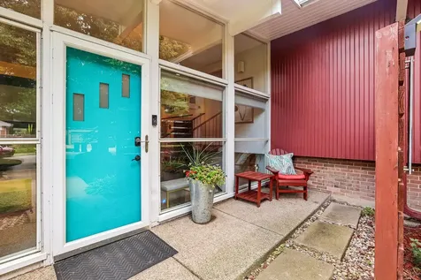 4317 Greenwood Street Skokie IL 60076