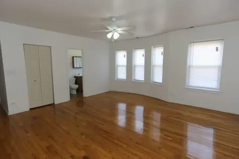 4505 North Malden Street Chicago IL 60640