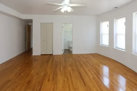 4505 North Malden Street Chicago IL 60640