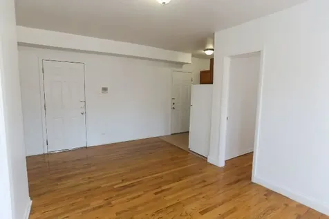 4505 North Malden Street Chicago IL 60640