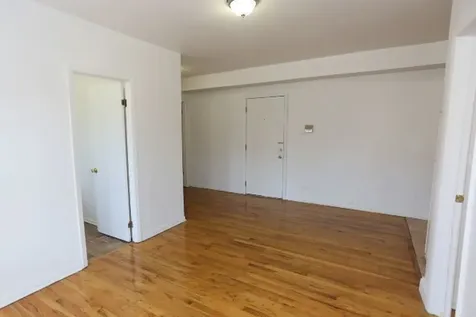 4505 North Malden Street Chicago IL 60640