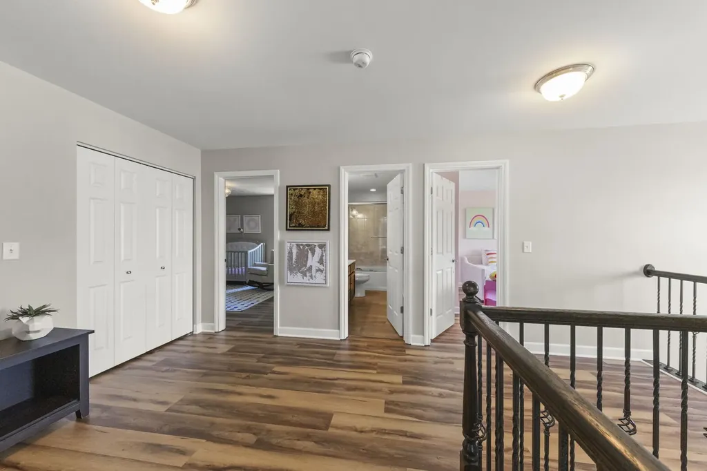 1240 West Thomas Road Wheaton IL 60187
