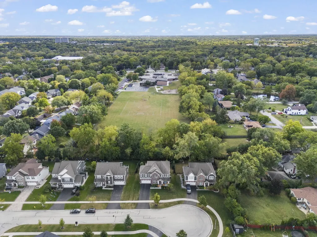 1240 West Thomas Road Wheaton IL 60187