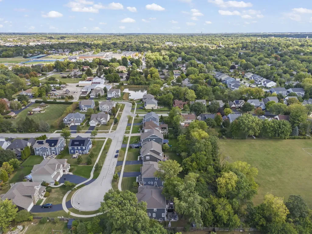 1240 West Thomas Road Wheaton IL 60187